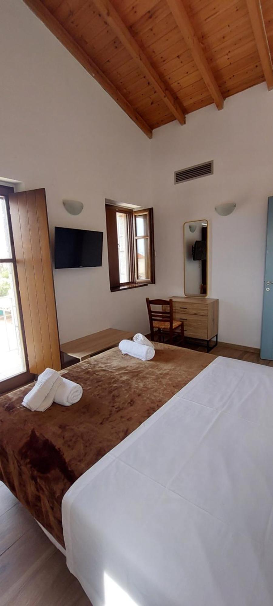 Koukouri Suites アレオポリ エクステリア 写真